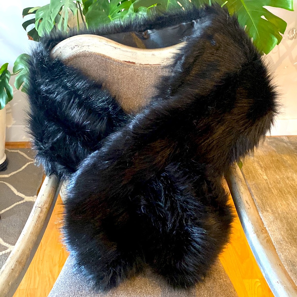 Black faux fur shawl